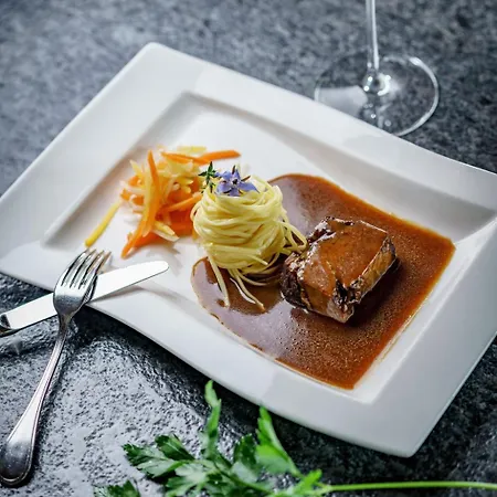 Roesslhof Отель 4*